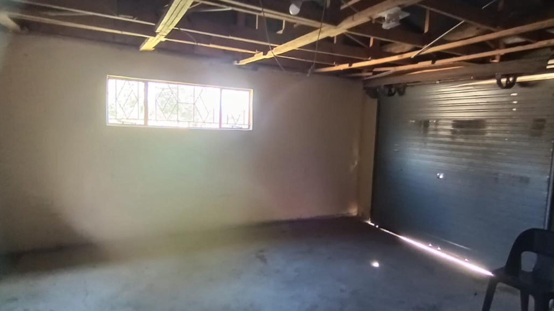 Garage of property in Estcourt