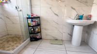 Bathroom 2 of property in Westonaria
