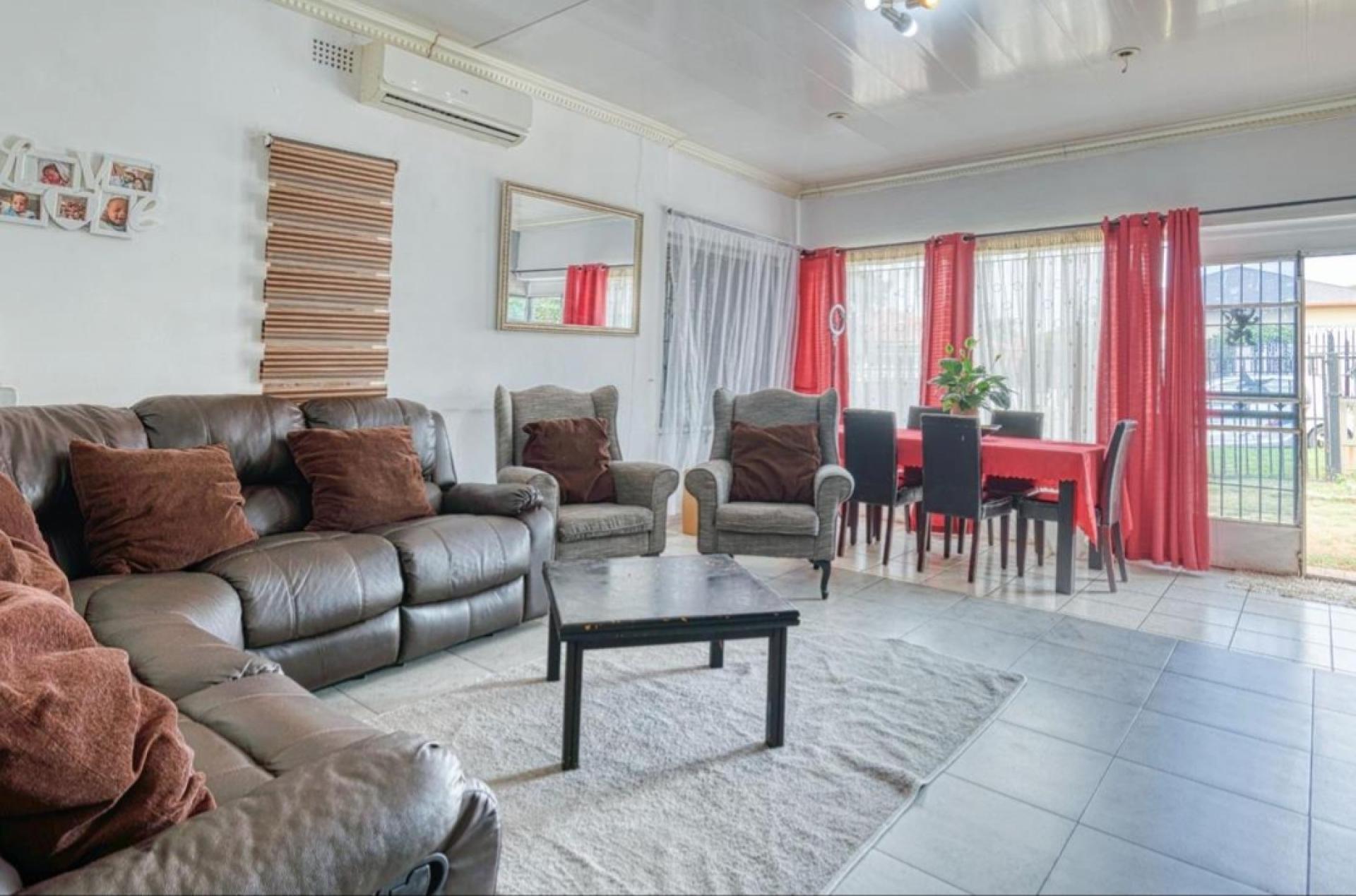  of property in South Hills