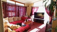 Lounges - 22 square meters of property in Kraaifontein