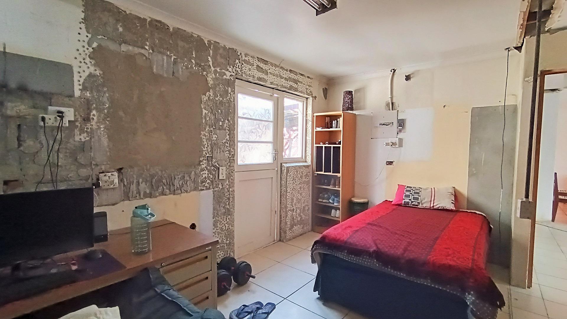 Bed Room 3 - 15 square meters of property in Northpine