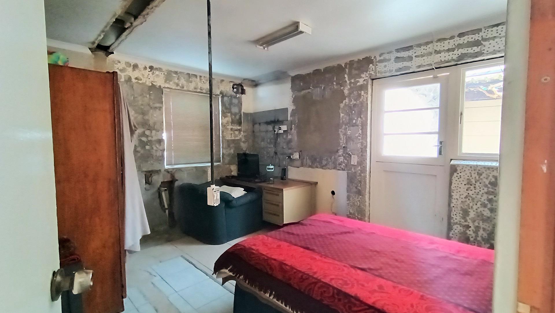 Bed Room 3 - 15 square meters of property in Northpine