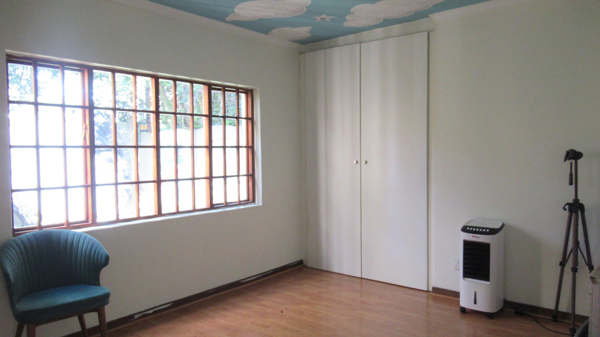 Bed Room 1 - 20 square meters of property in Blairgowrie