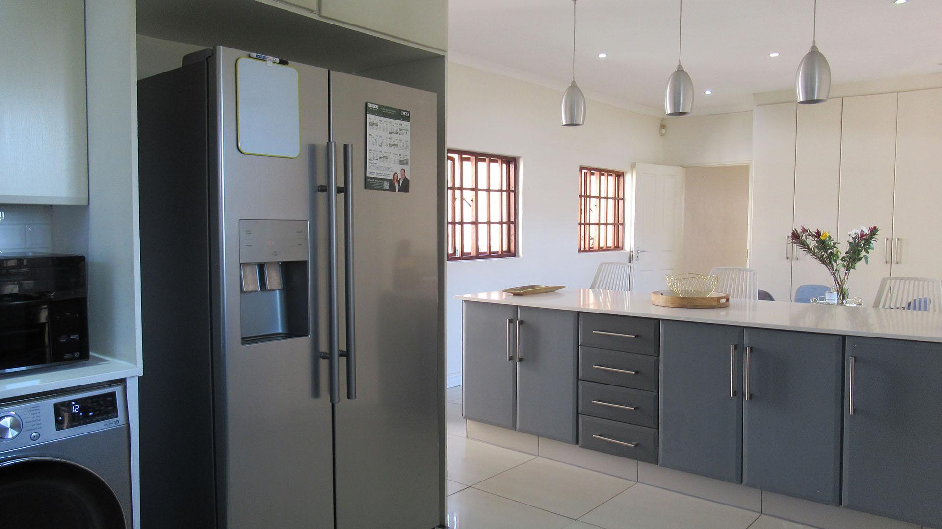 Kitchen - 24 square meters of property in Blairgowrie