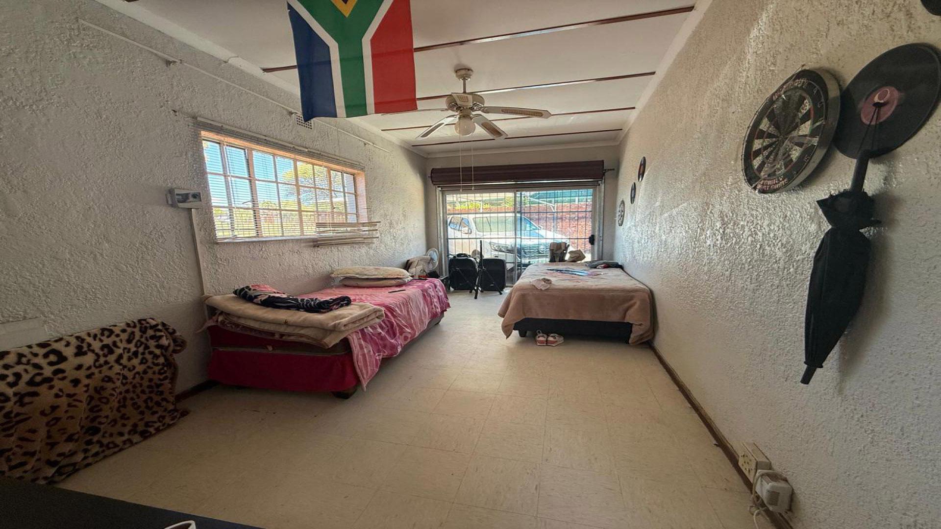 Bed Room 4 of property in Kimberley