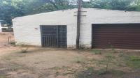 Garage of property in Vaal Power Small Holdings