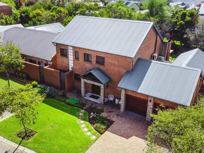 4 Bedroom House for Sale For Sale in Heritage Hill - MR677705