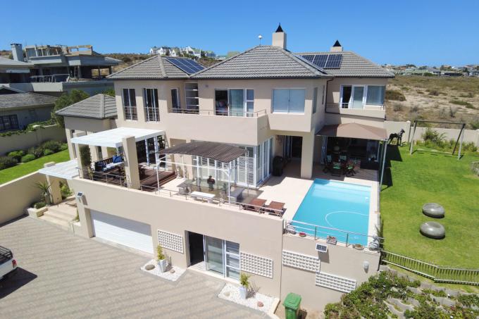 5 Bedroom House for Sale For Sale in Langebaan - MR677725