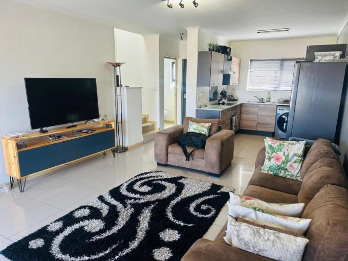 2 Bedroom Simplex to Rent in Melodie - Property to rent - MR677764