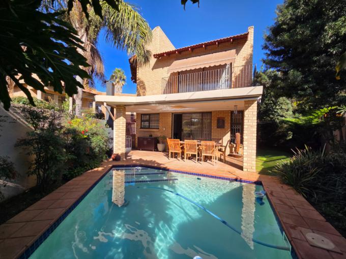 3 Bedroom House for Sale For Sale in Meyersdal - MR677768