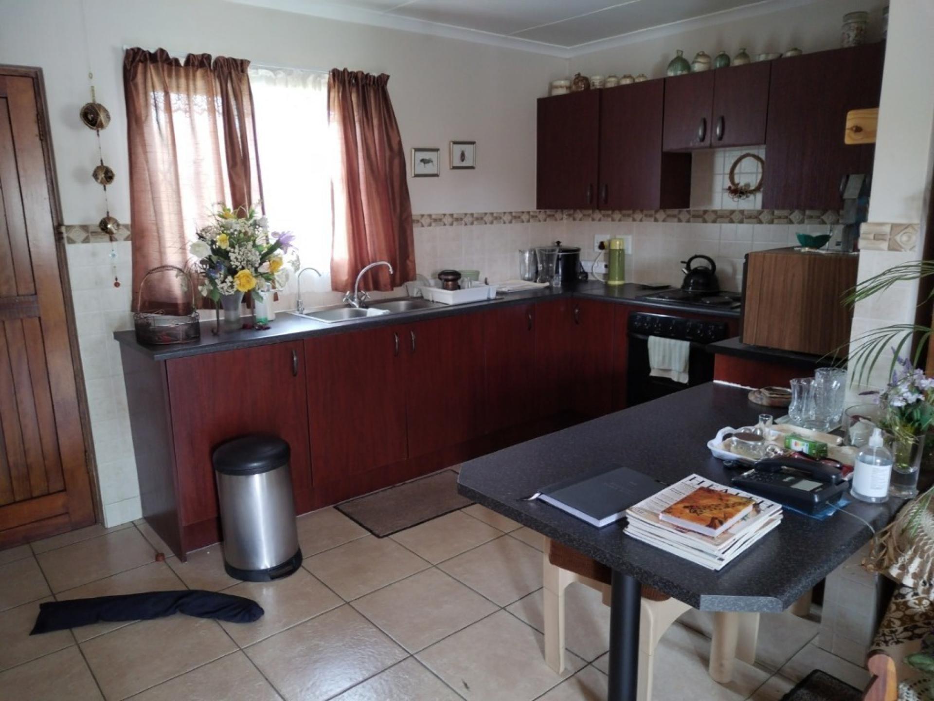  of property in Willow Park Manor