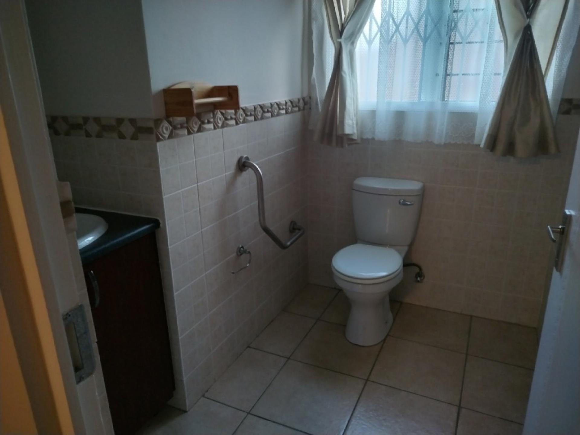  of property in Willow Park Manor