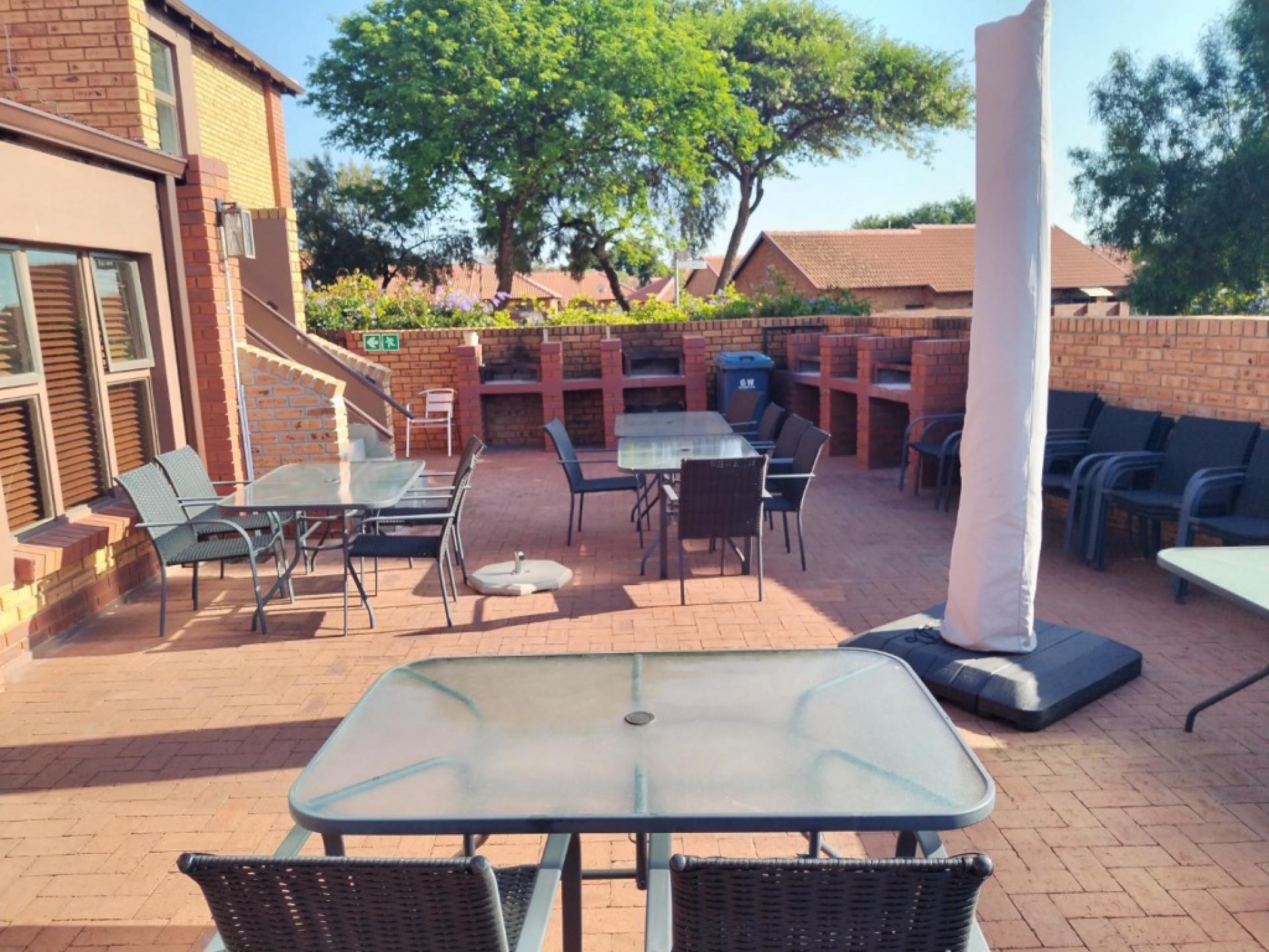  of property in Willow Park Manor