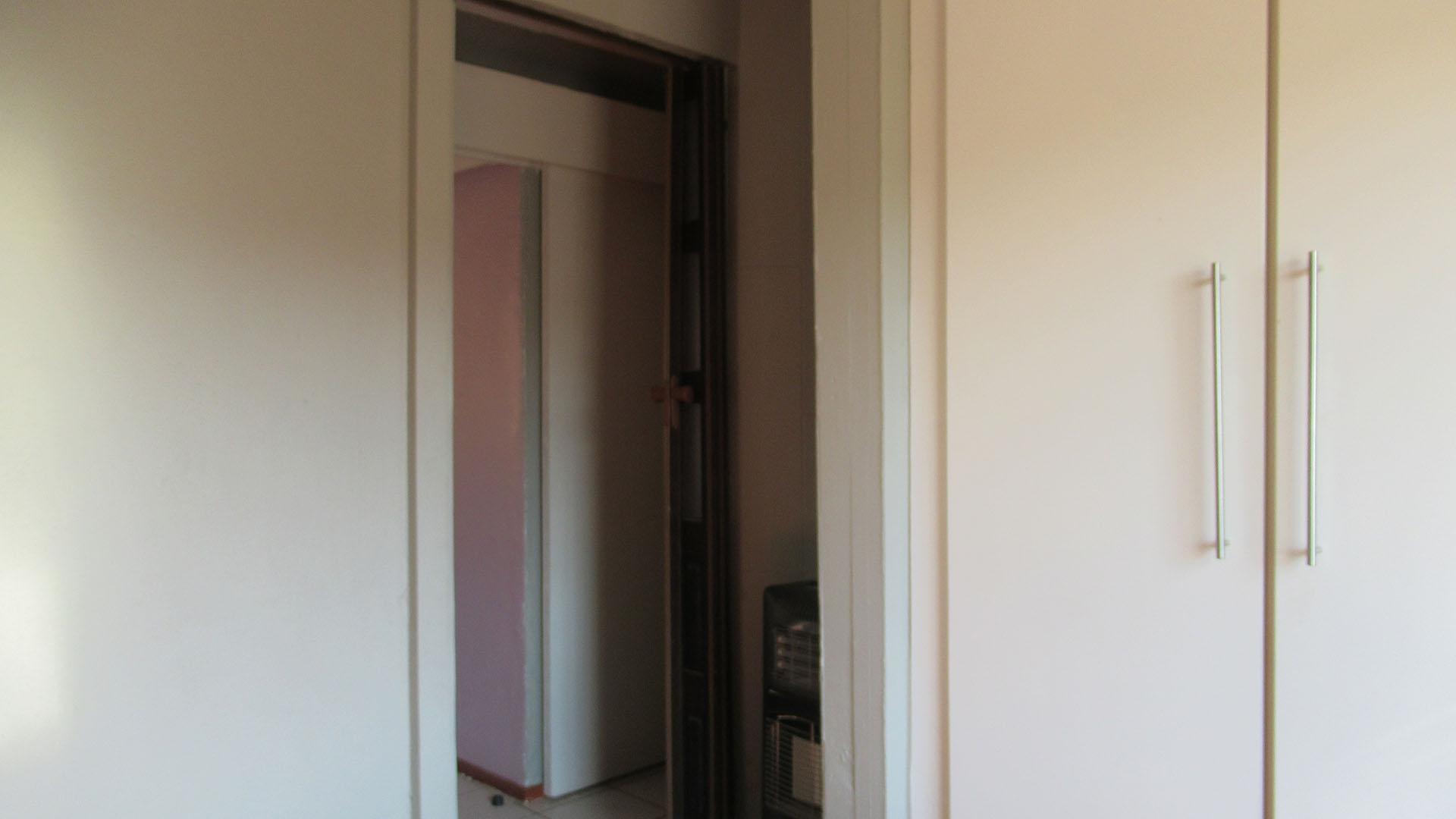 Bed Room 3 - 9 square meters of property in Wilgeheuwel 