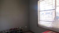Bed Room 2 - 14 square meters of property in Wilgeheuwel 
