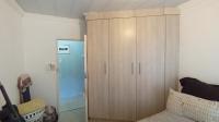 Bed Room 1 - 10 square meters of property in Shulton Park