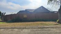 Front View of property in Brackendowns