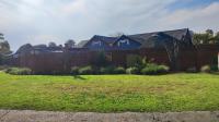 Front View of property in Brackendowns