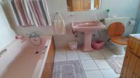 Bathroom 1 of property in Adelaide