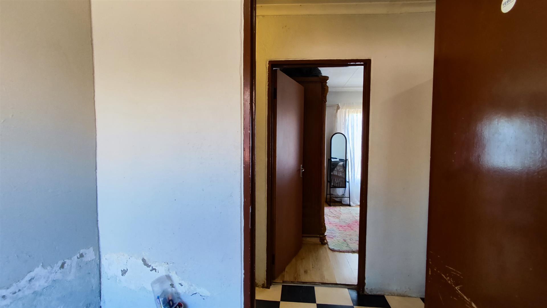 Bathroom 1 - 5 square meters of property in Evaton