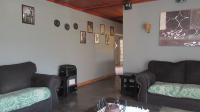 Lounges - 45 square meters of property in Rangeview