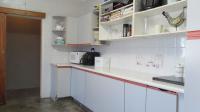Kitchen - 15 square meters of property in Rangeview