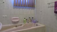 Bathroom 1 - 5 square meters of property in Rangeview