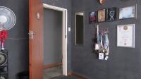 Bed Room 3 - 14 square meters of property in Rangeview