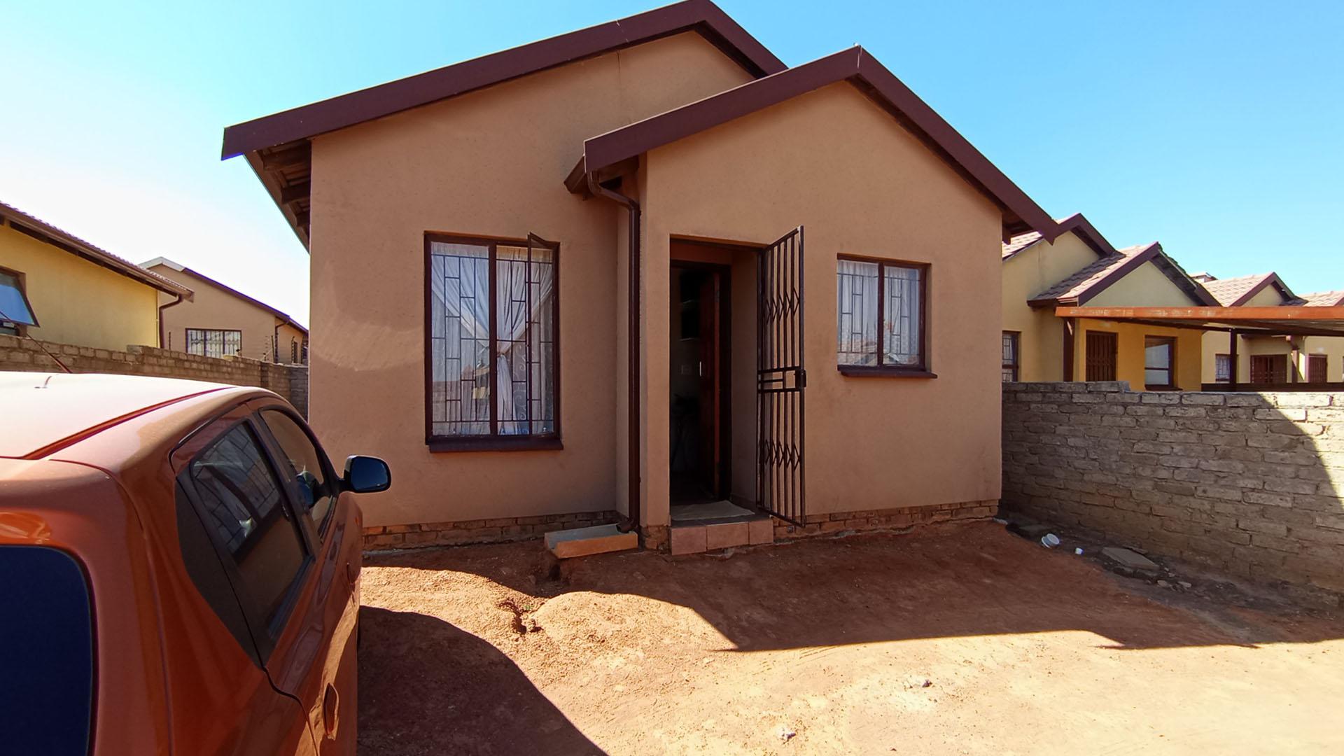 Front View of property in Soshanguve East