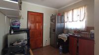 Kitchen - 6 square meters of property in Soshanguve East