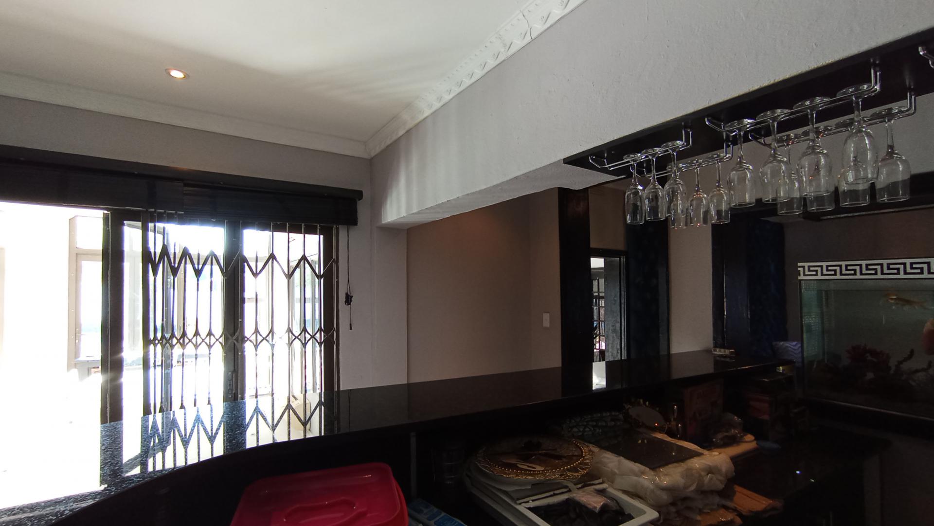 Entertainment - 67 square meters of property in Cyrildene