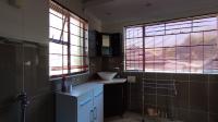 Main Bathroom - 9 square meters of property in Cyrildene