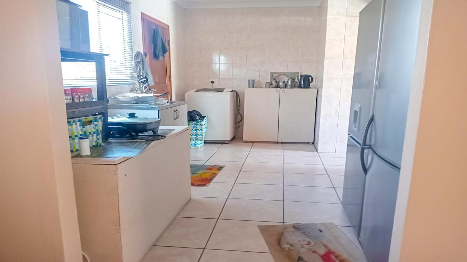Kitchen of property in Struisbult
