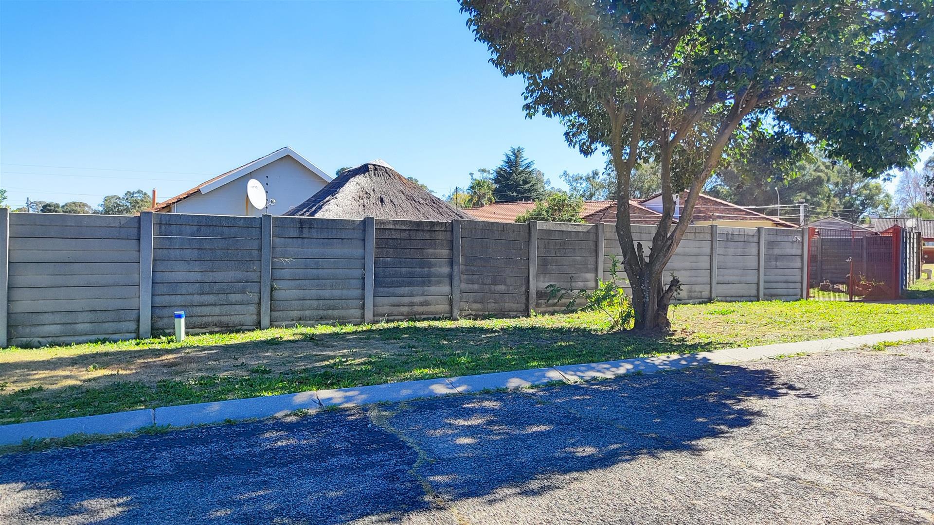 Front View of property in Struisbult