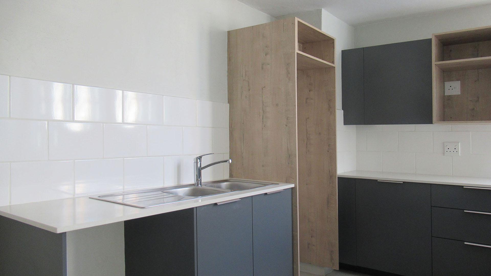 Kitchen - 10 square meters of property in Braamfontein