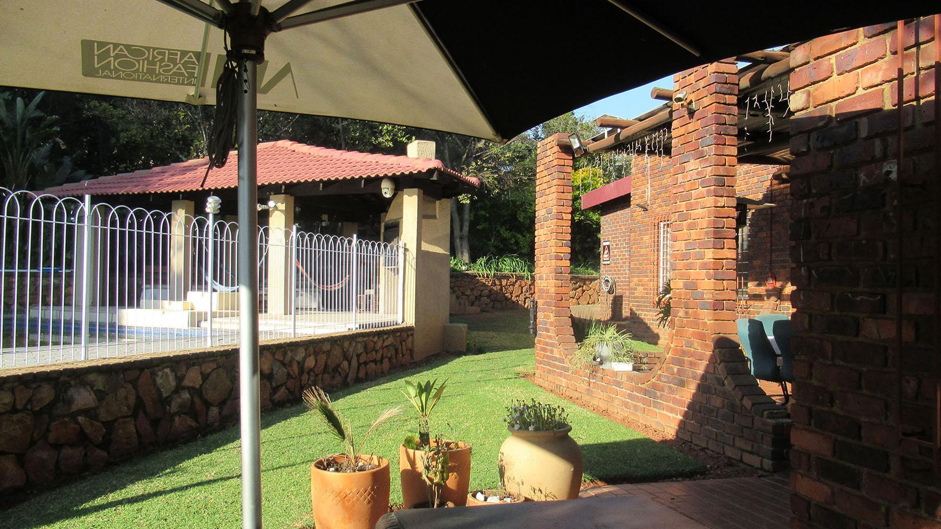 Backyard of property in Kloofendal