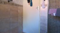 Bathroom 1 - 6 square meters of property in Kloofendal