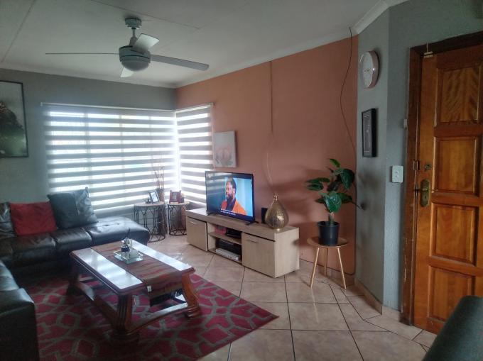 3 Bedroom House to Rent in Alberton - Property to rent - MR677817