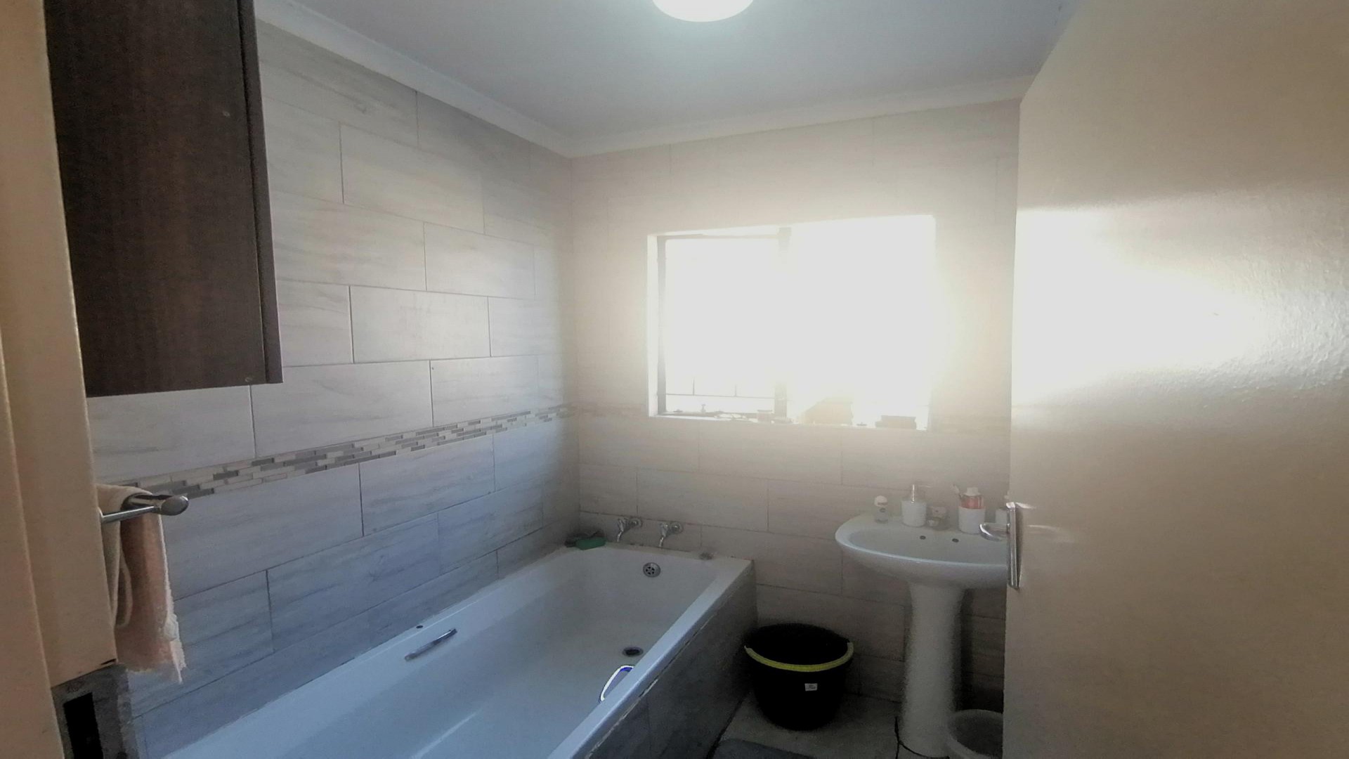 Bathroom 1 of property in Soshanguve East