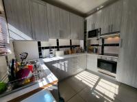  of property in Parow Valley