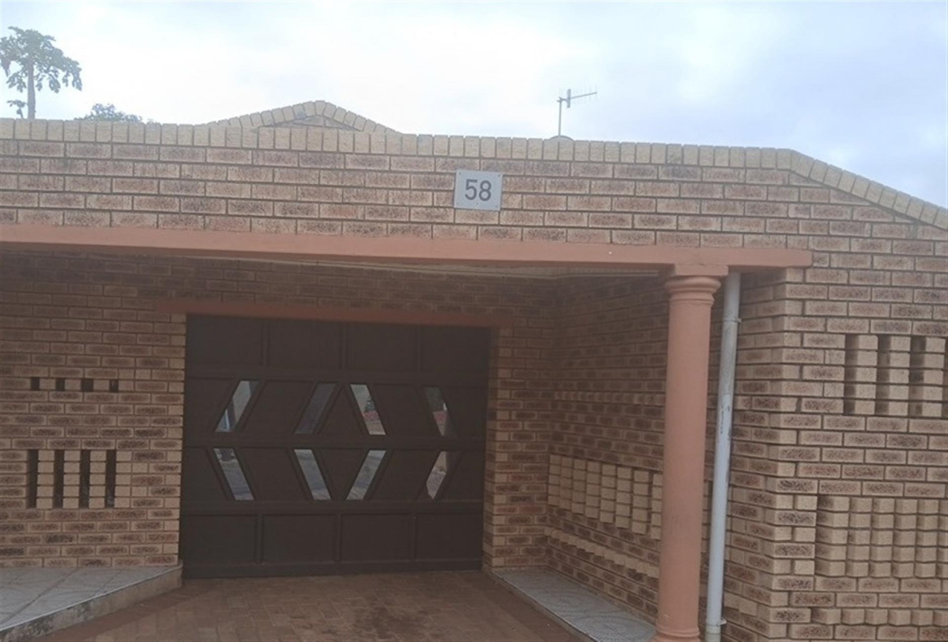Front View of property in KwaMashu