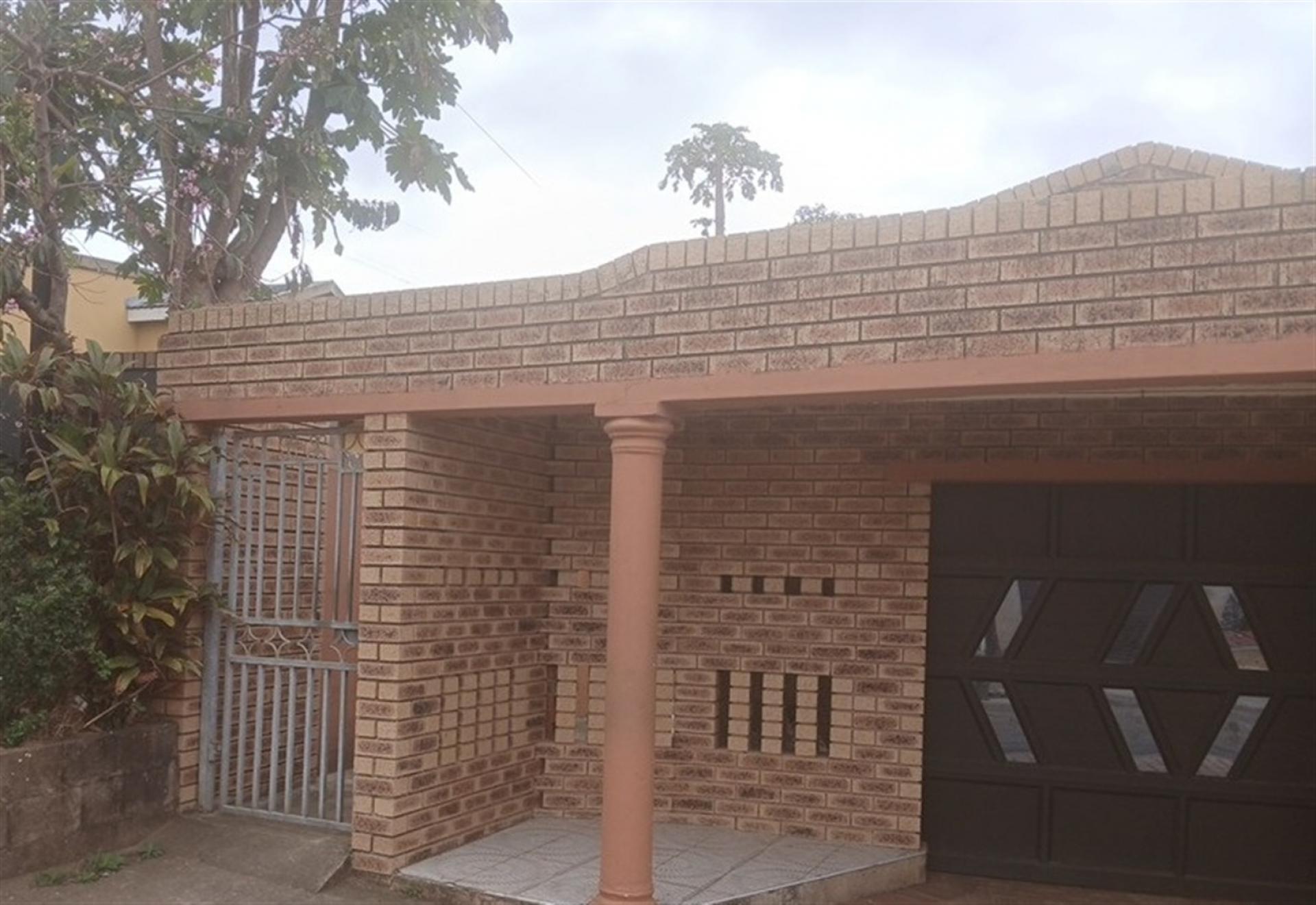 Front View of property in KwaMashu