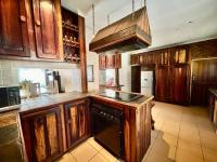  of property in Suideroord