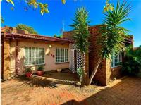  of property in Suideroord