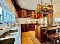  of property in Suideroord