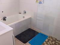  of property in Alan Manor