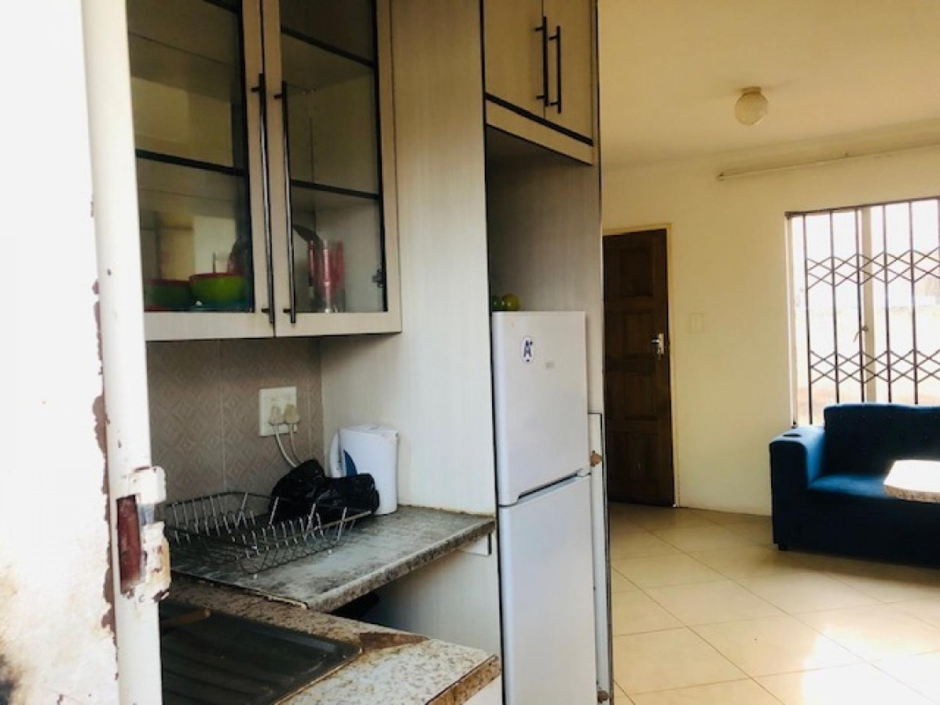  of property in Mapleton