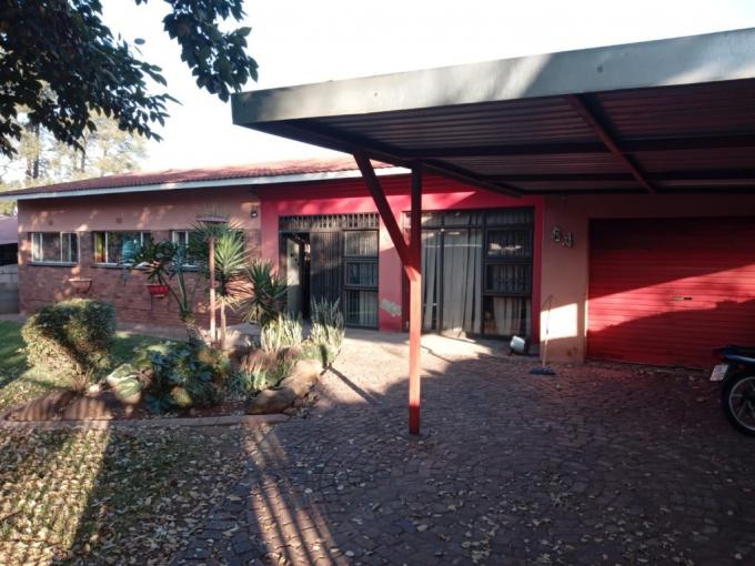 3 Bedroom House for Sale For Sale in Estera - MR677906