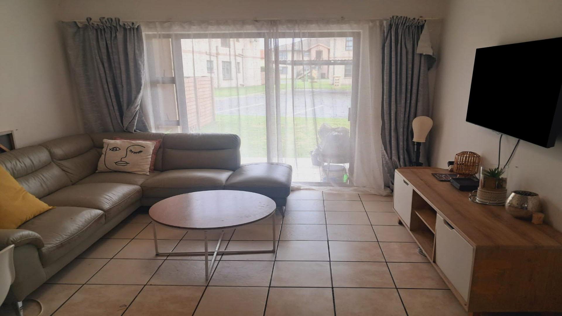 Lounges of property in Parkrand