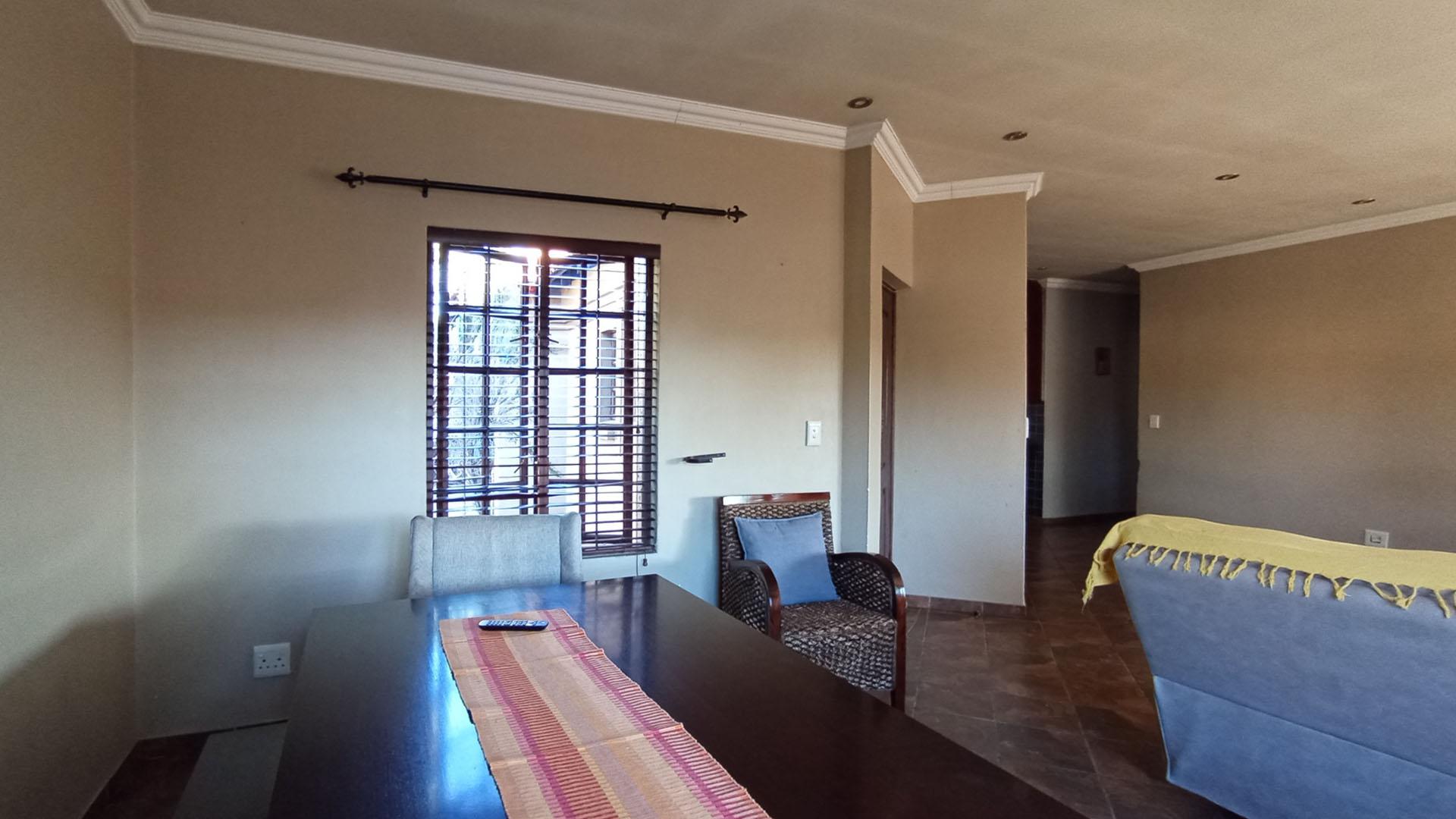 Dining Room - 12 square meters of property in Doornpoort